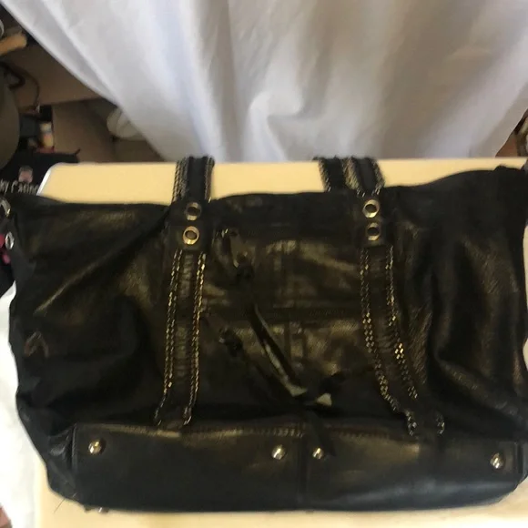 JOELLE HAWKINS large black genuine leather shoulder handbag. Silver hardware. - Picture 13 of 14